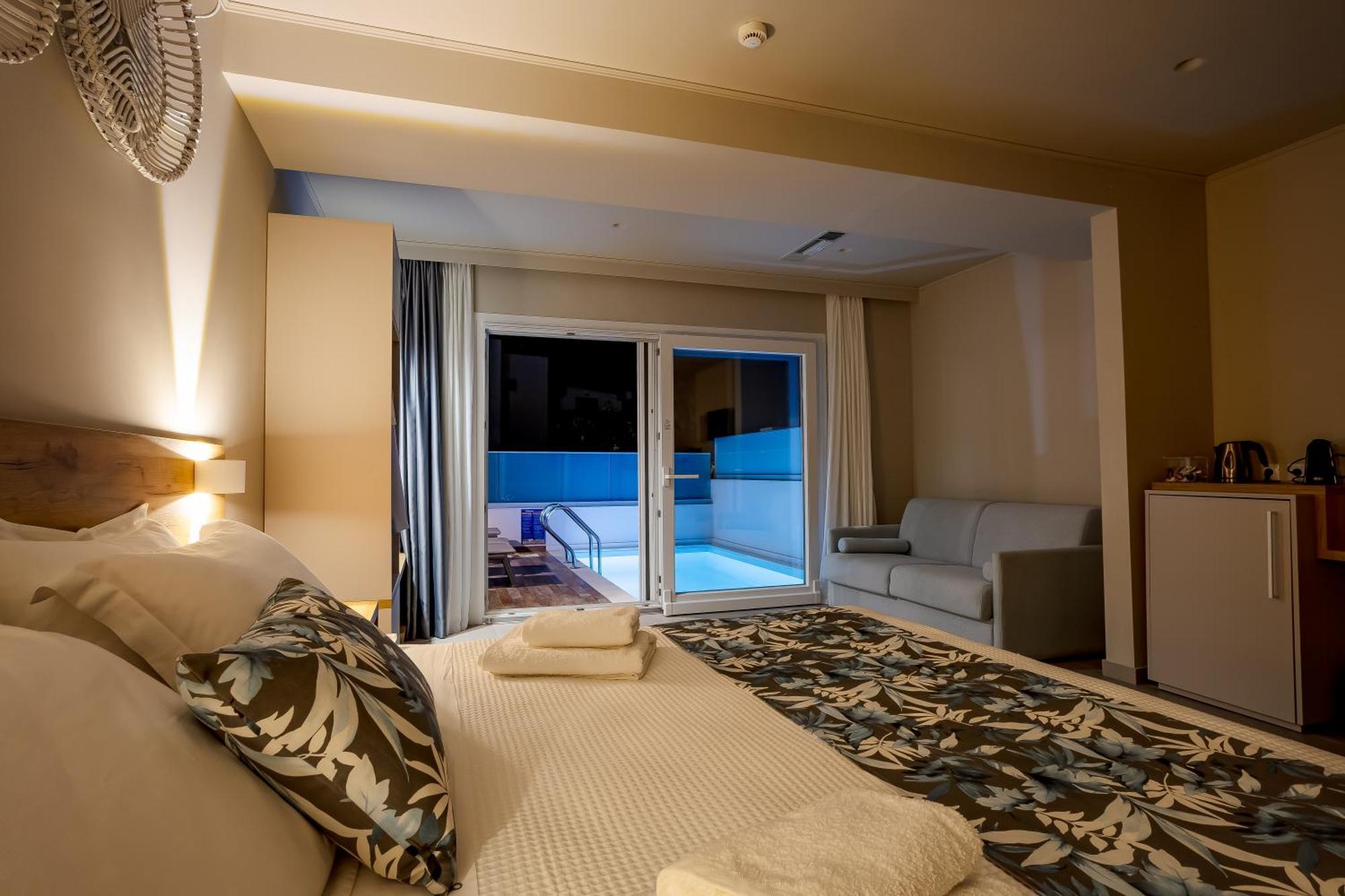 Sarpidon Suites Agia Marina Eksteriør billede